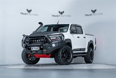 2020 Toyota Hilux - Thumbnail