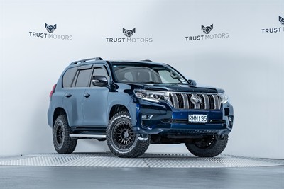 2018 Toyota Landcruiser Prado - Thumbnail