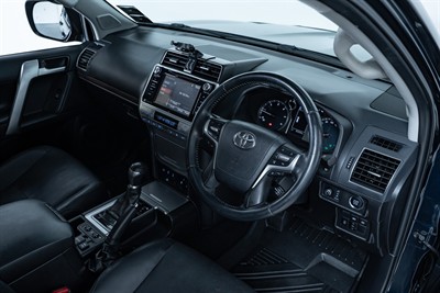 2018 Toyota Landcruiser Prado - Thumbnail