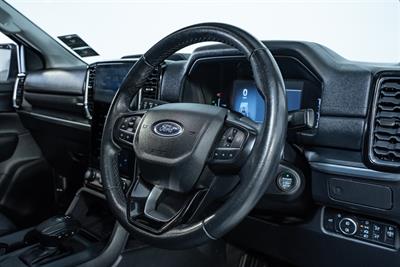 2022 Ford Everest - Thumbnail