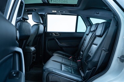 2021 Ford Everest - Thumbnail