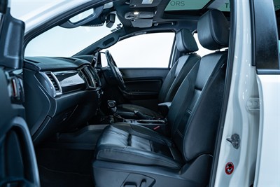 2021 Ford Everest - Thumbnail