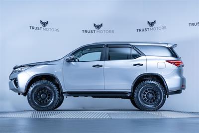 2019 Toyota Fortuner - Thumbnail