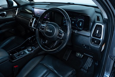 2021 Kia Sorento - Thumbnail