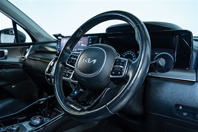 2021 Kia Sorento - Thumbnail