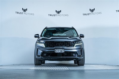 2021 Kia Sorento - Thumbnail