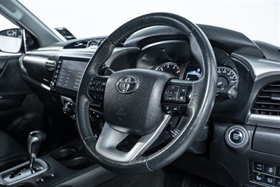 2022 Toyota Hilux - Thumbnail
