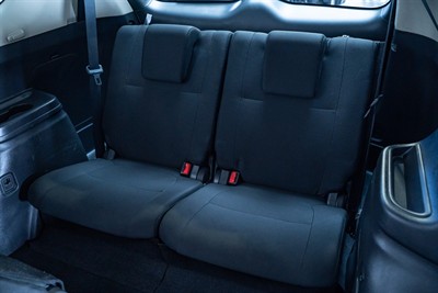 2020 Mitsubishi Outlander - Thumbnail