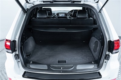 2018 Jeep Grand Cherokee - Thumbnail