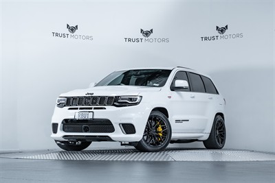 2018 Jeep Grand Cherokee - Thumbnail