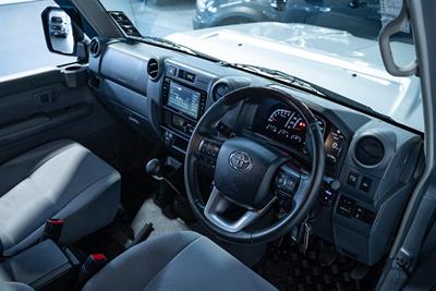 2024 Toyota Landcruiser - Thumbnail