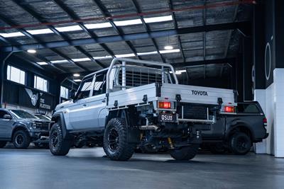 2024 Toyota Landcruiser - Thumbnail