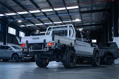 2024 Toyota Landcruiser - Thumbnail