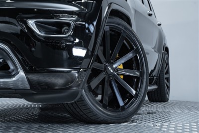 2020 Jeep Grand Cherokee - Thumbnail