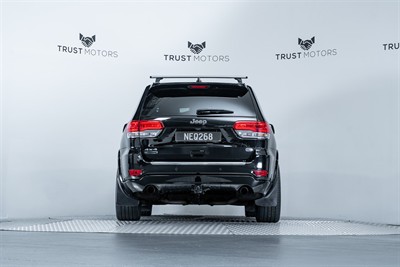 2020 Jeep Grand Cherokee - Thumbnail