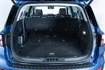 2023 Ford Everest - Thumbnail
