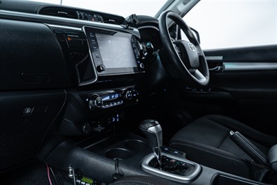 2020 Toyota Hilux - Thumbnail