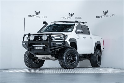 2020 Toyota Hilux - Thumbnail