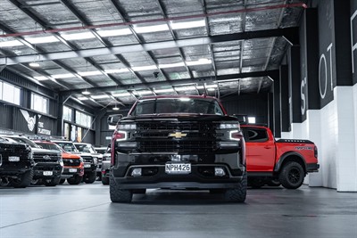 2021 Chevrolet Silverado - Thumbnail