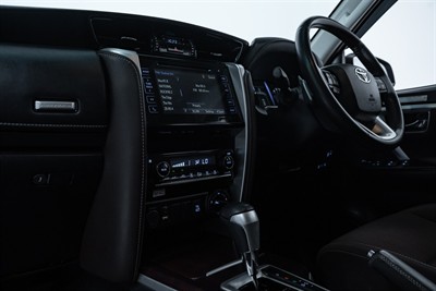 2019 Toyota Fortuner - Thumbnail