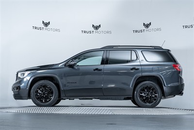 2020 Holden Acadia - Thumbnail