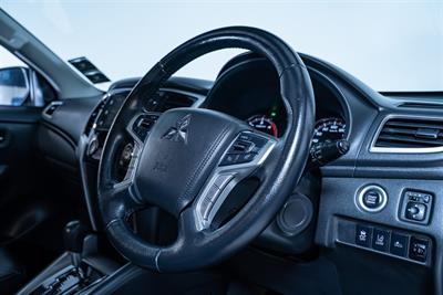 2021 Mitsubishi Triton - Thumbnail
