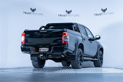 2021 Mitsubishi Triton - Thumbnail