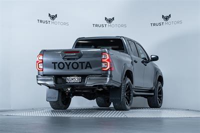2021 Toyota Hilux - Thumbnail