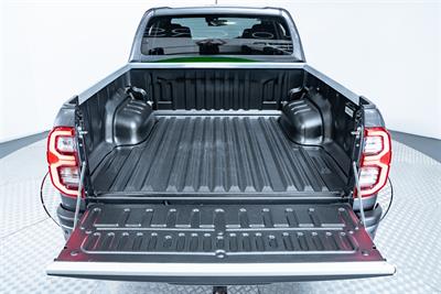 2021 Toyota Hilux - Thumbnail