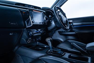 2024 Toyota Hilux - Thumbnail