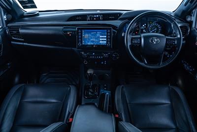 2024 Toyota Hilux - Thumbnail