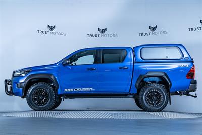 2024 Toyota Hilux - Thumbnail