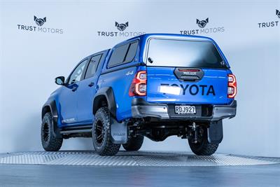2024 Toyota Hilux - Thumbnail