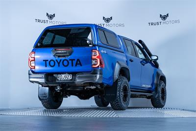 2024 Toyota Hilux - Thumbnail